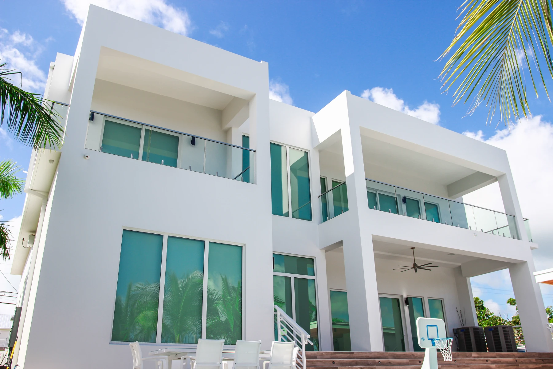 Sombrero Beach Road Residence