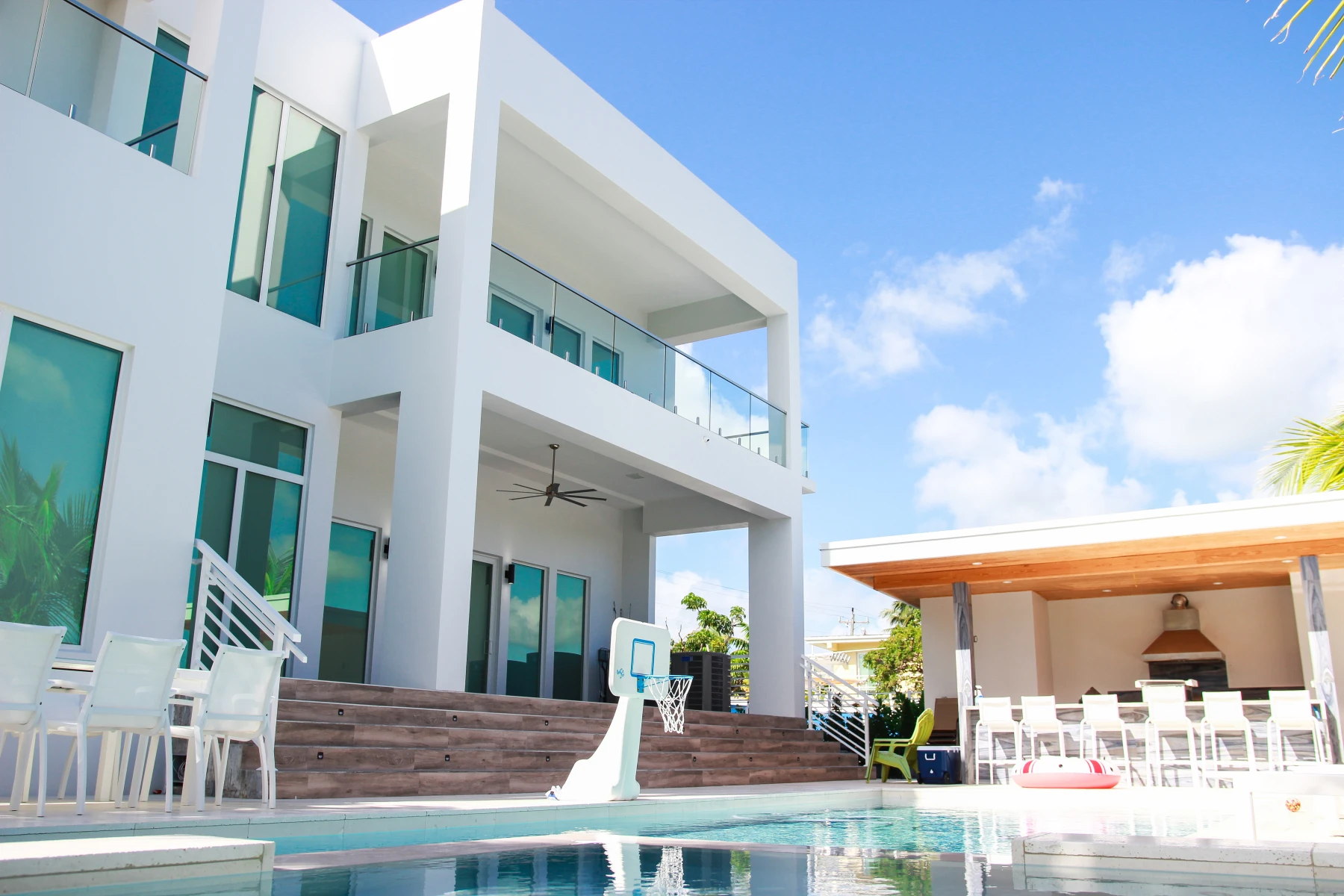 Sombrero Beach Road Residence